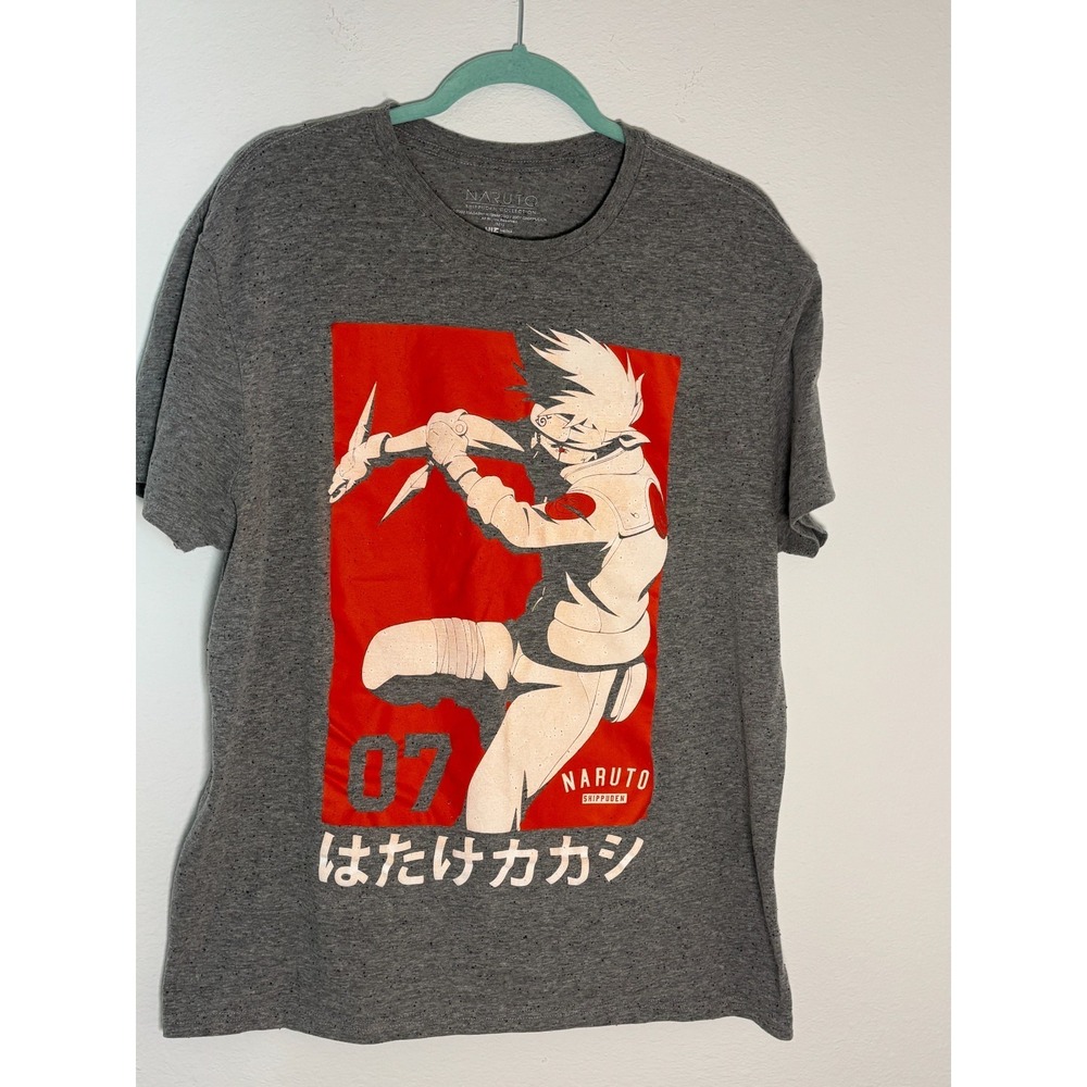 Naruto‎ Shippuden Kakashi Hatake T-shirt Mens XL Gray Cotton Graphic Crew Neck